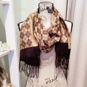 Classy Checkered Tan & Brown Scarf